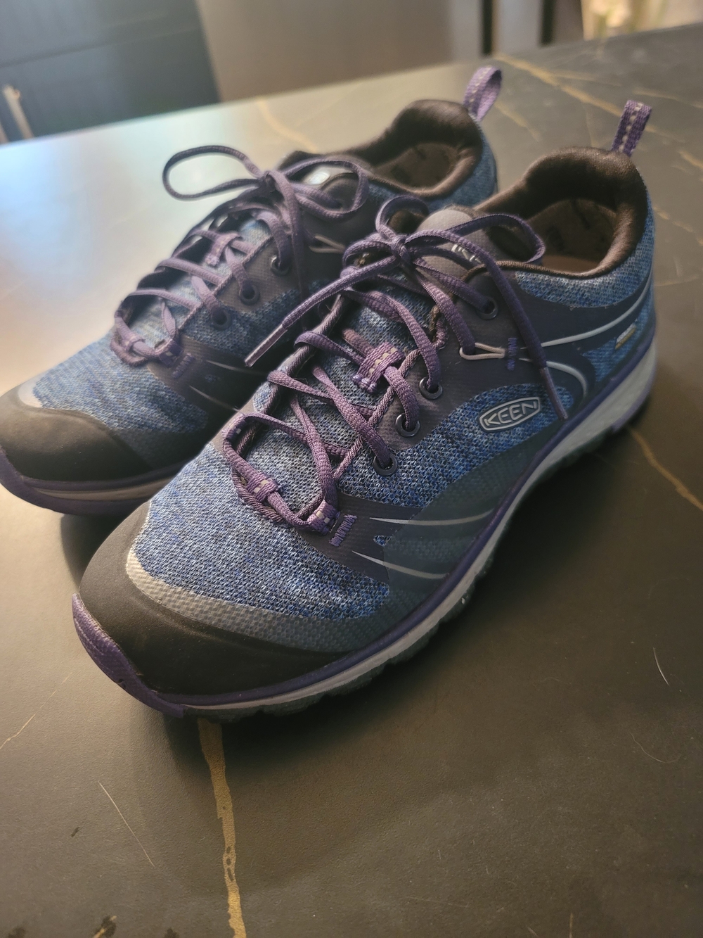 KEEN Women's Blue Lace-Up Athletic Sneakers (NWOT)